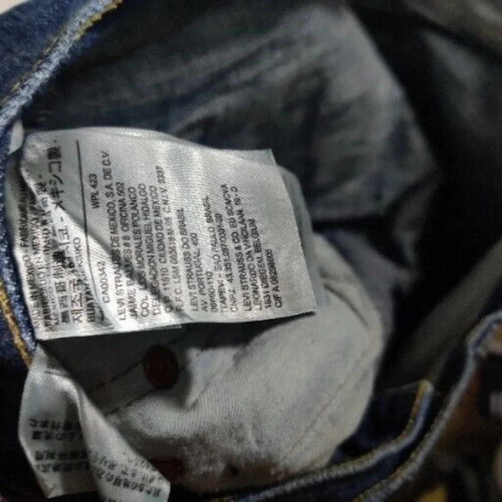 Levis Jeans Mens 36x28 Dark Wash Original Fit Button Fly Denim‎ Distressed *